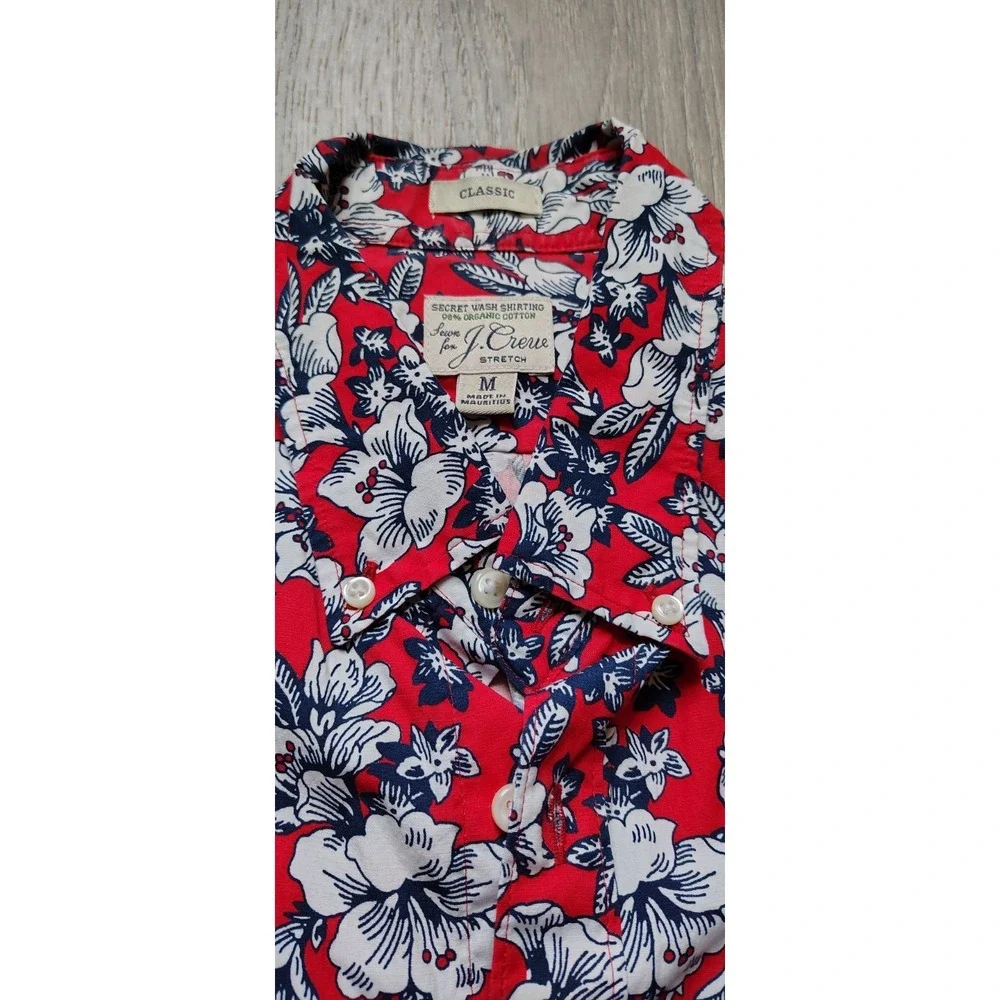 J. Crew Shirt Size M Secret Wash 98% Organic Cotton Classic Stretch Floral AE716